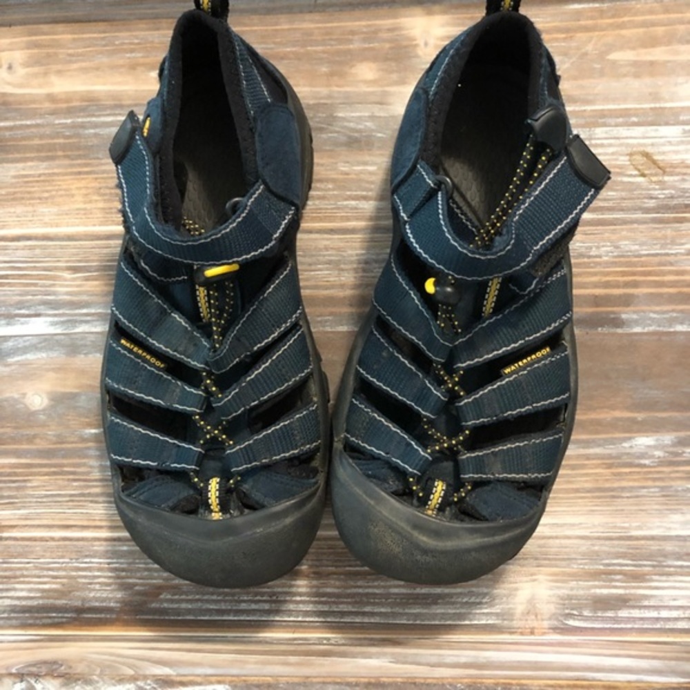 Keen shoes